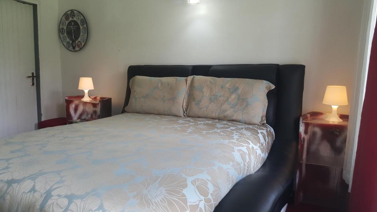 Simbasun Cottages Midrand Eksteriør billede